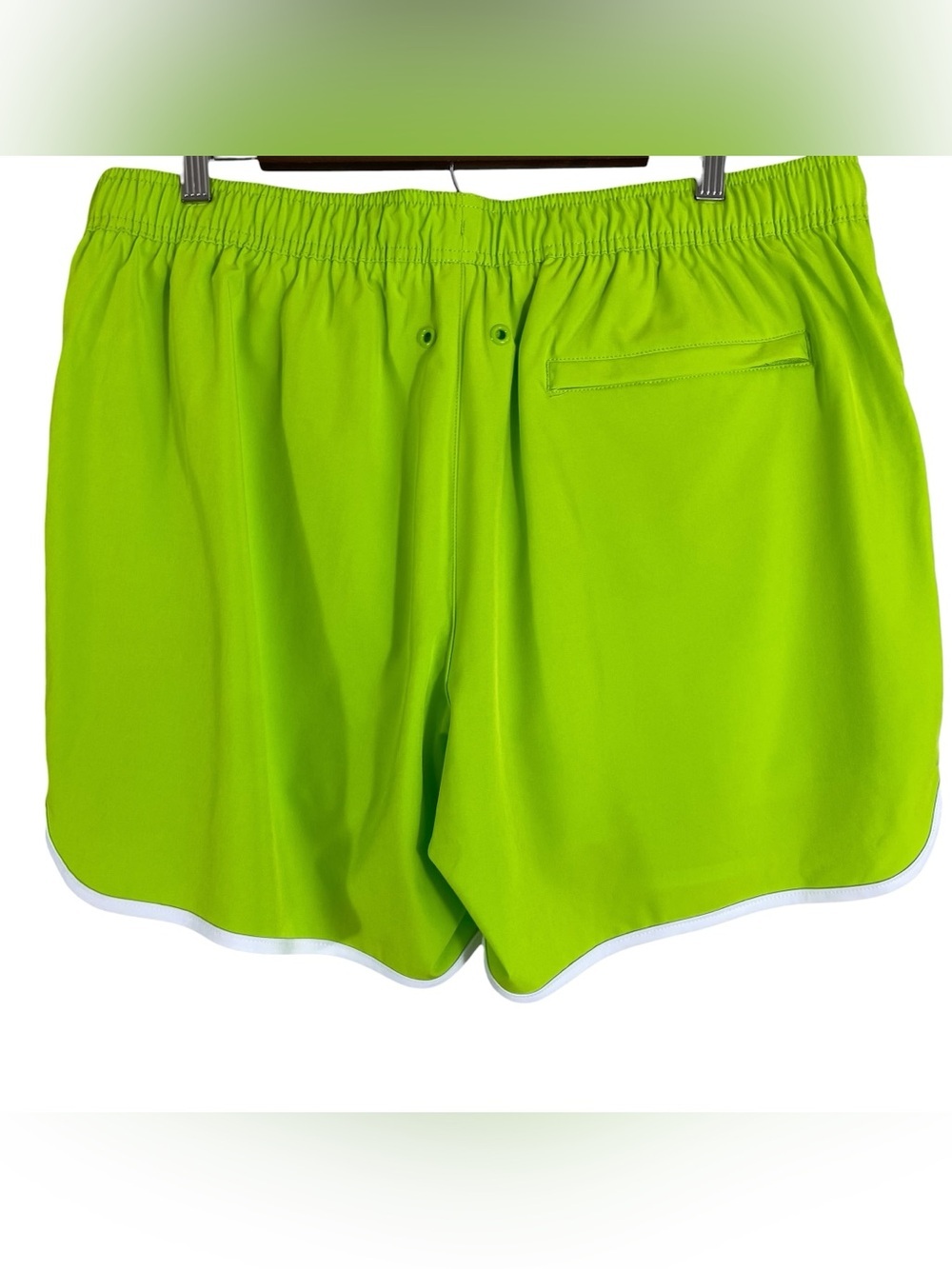 Calvin Klein Mens Trunks Shorts Size XL Swimwear Neon Green UPF 40 Lined NWT - Picture 2 of 15